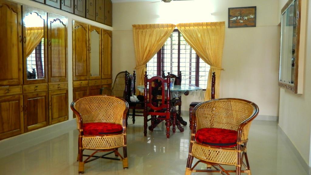 Ganesh Ayurveda Holiday Home Apartment 코발람비치 외부 사진